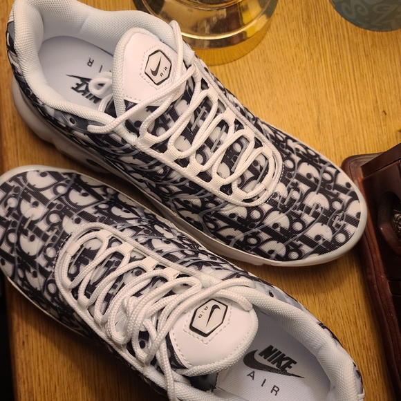 Nike Air Max Vapormax x Christian Dior | Rare Custom Style | Cookies n Creme - Picture 8 of 10